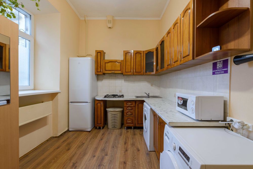 New Хостел Киев Метро 5 минут пешком Заселись сегодня !