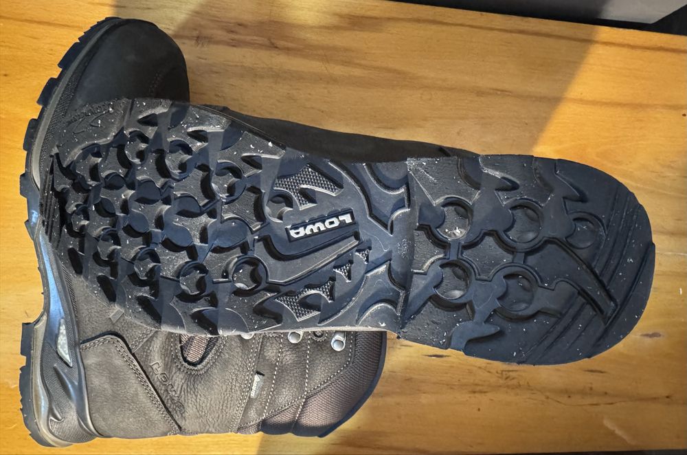 Ботинки зимние LOWA Yukon Ice II GTX Ebenholz, LOWA