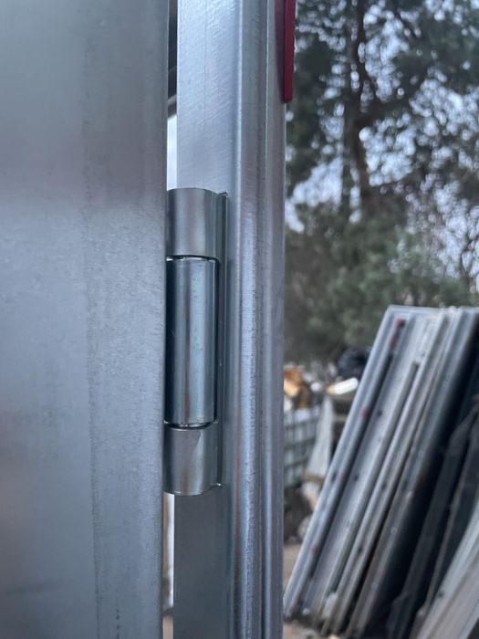 Drzwi stalowe ocynk i malowane 90 kompletne