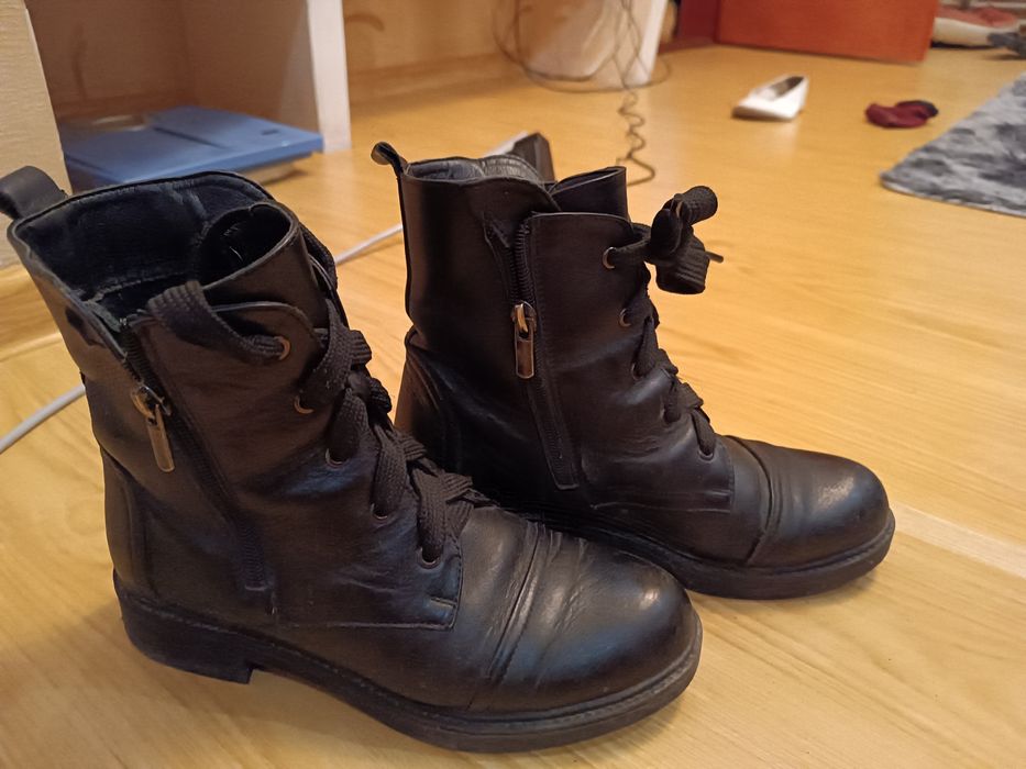 Ботинки демисезонные из натуральной кожи