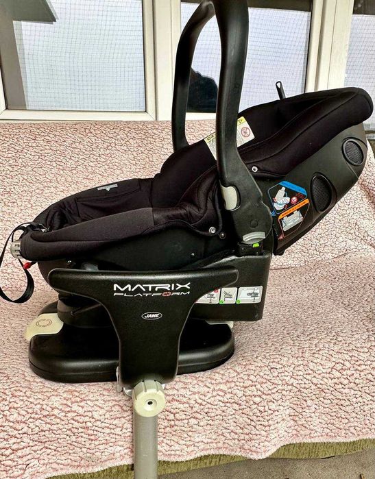 Fotelik/gondola Jane Matrix Light 2 z obrotową bazą Isofix 360