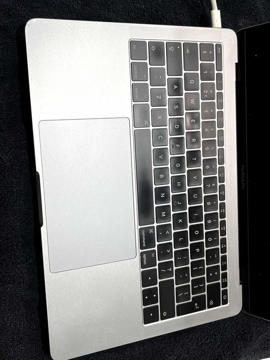 Macbook Pro 13 de 2016 i5 8GB Ram 128GB SSD, Visite a Tecnoloja