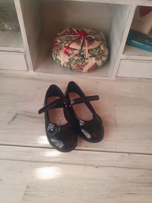 Sapatos pretos chicco n.° 21