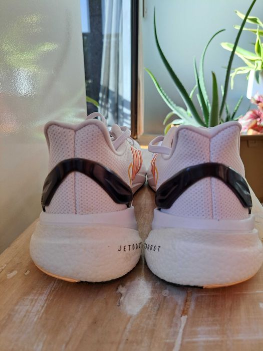 Sapatilhas Adidas NOVAS