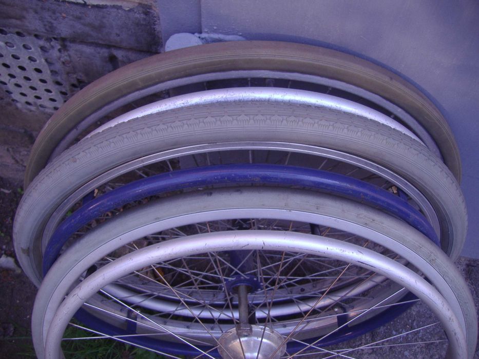 Колесо для инвалидной коляски 24" (шина диск) 24 1 3/8 (37-540)