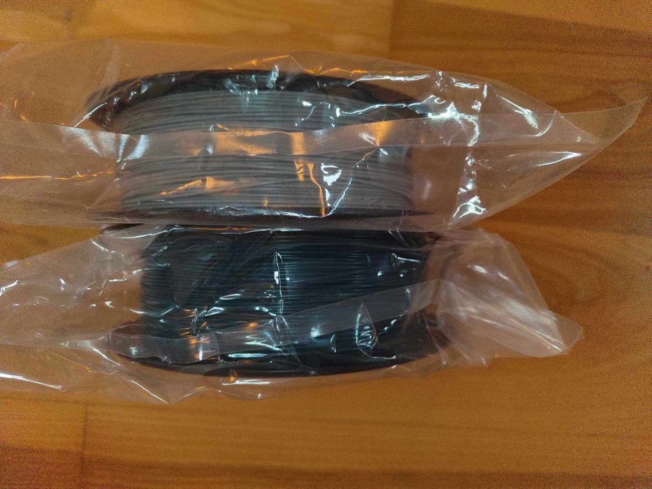 Filamenty Pla Szary i Ciemny zielony 1kg