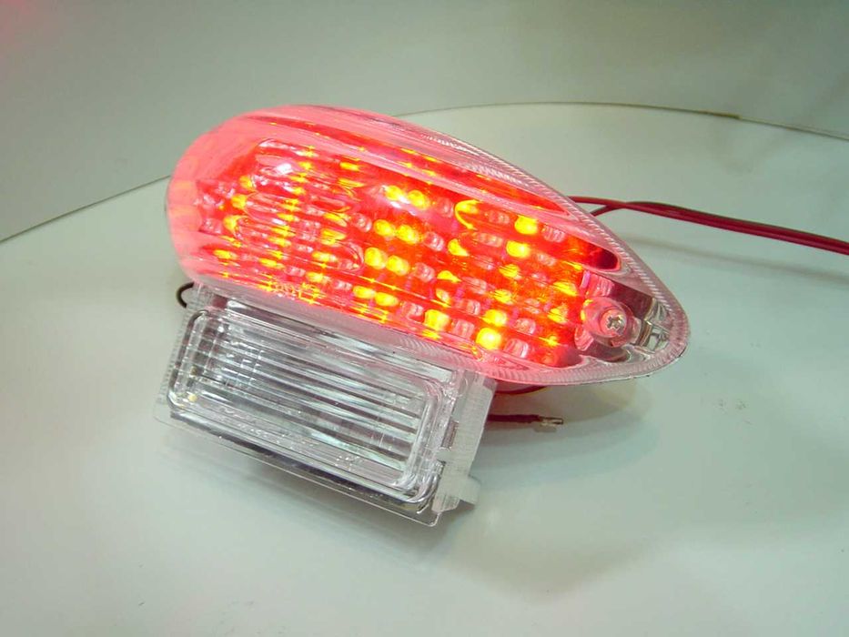 Farolins traseiros LED com piscas Suzuki Hayabusa 99-07