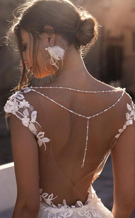 Фантастична весільна сукня Naviblue bridal