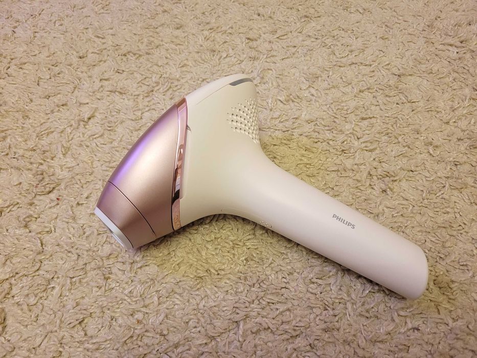Фотоепілятор Philips Lumea BRI958 - 9900