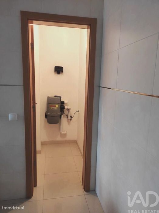 Apartamento T2 em Almeirim de 163,00 m2