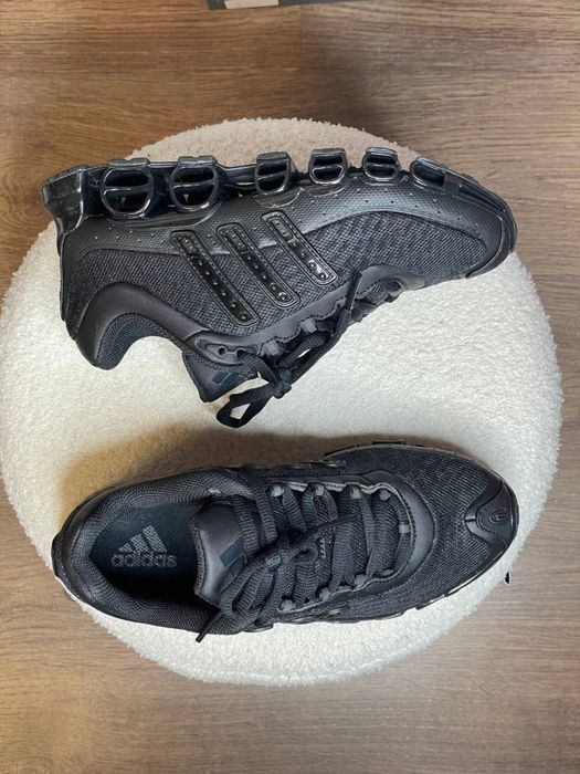 Кросівки Adidas Megaride J. Розмір 38. Оригінал.
