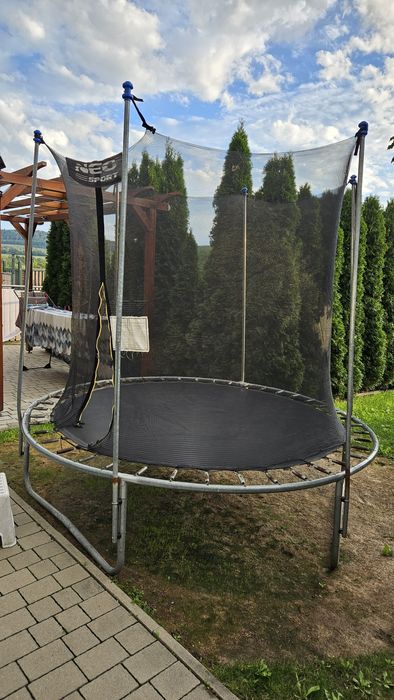 Trampolina dziecięca