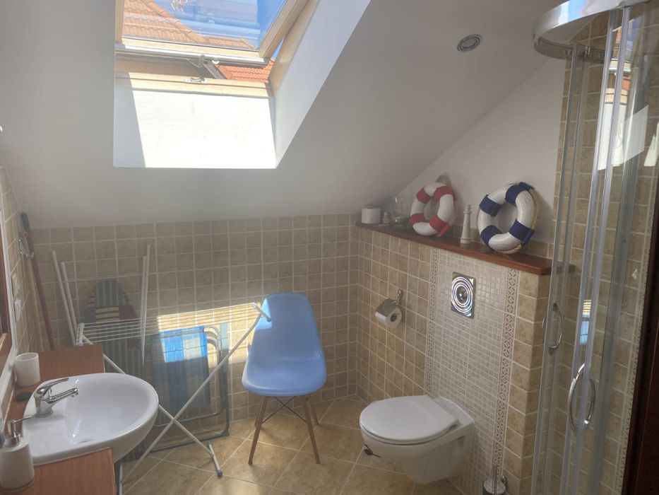 Tanio Wynajem Pokoju nad morzem, przy plaży Pokój z aneksem basenem