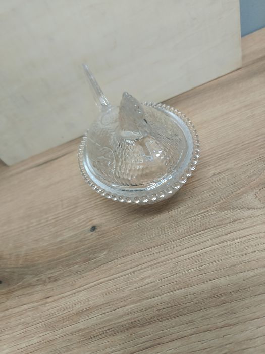 Szklana kura prezent gadżet ozdoba pojemnik na drobiazgi