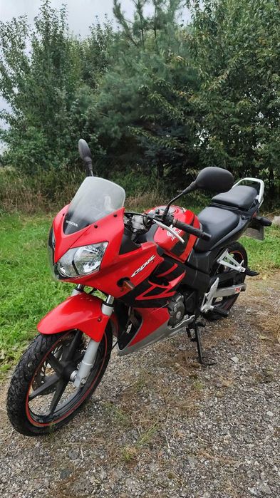 HONDA CBR 125R JC34 2006r. | 125cm3 5kW Motocykl na kat. B | Czerwona