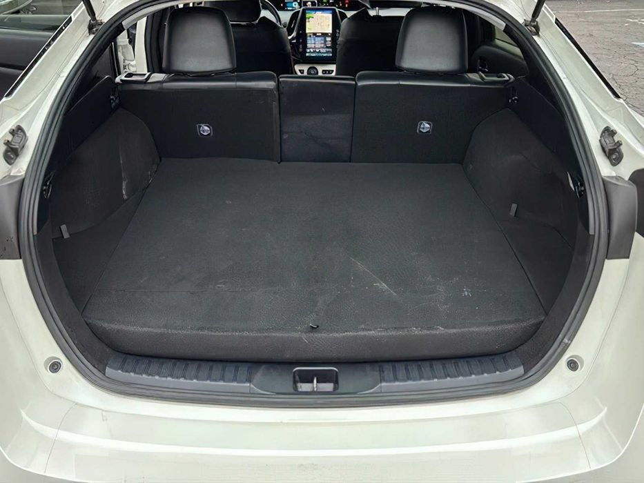 Toyota Prius Prime Premium      2019