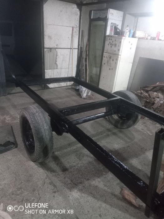 Причеп, теліга .