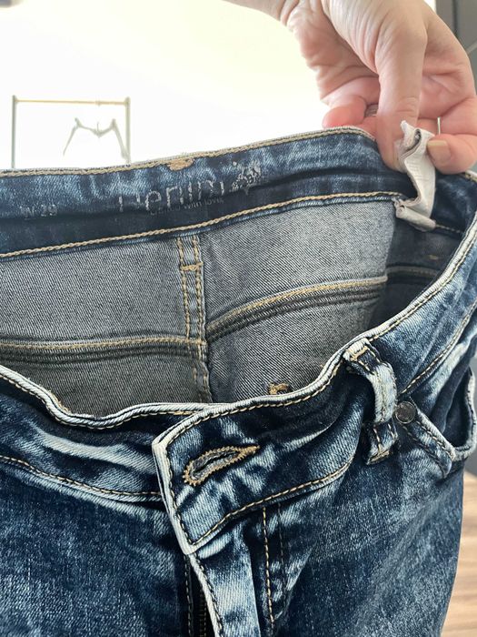 Krótkie jeansowe bawełniane spodenki przed kolano M 38 kieszenie