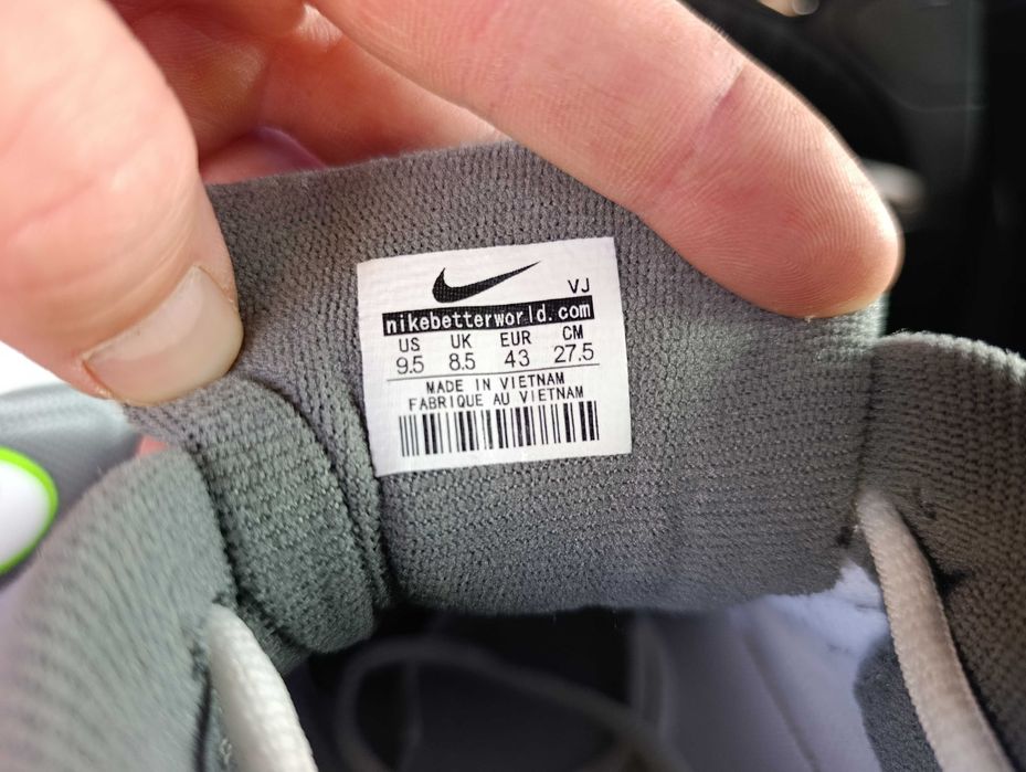 Nike Air Monarch IV