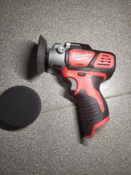 Milwaukee 2438 bps-0 полірувальна машина