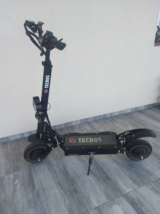 Повноприводний електросамокат Tecros S01