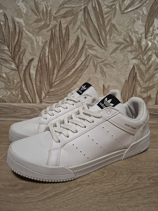 Кросівки  Adidas оригінальні