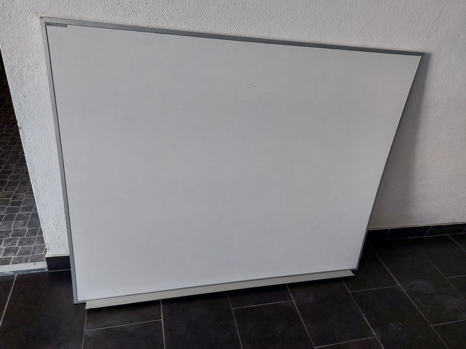 Quandro branco magnetico didax porcelana em bom estado 120x150cm