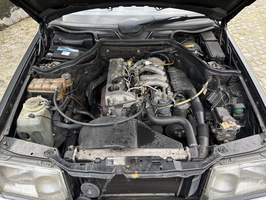 Mercedes-Benz W124 Classe-E 200D