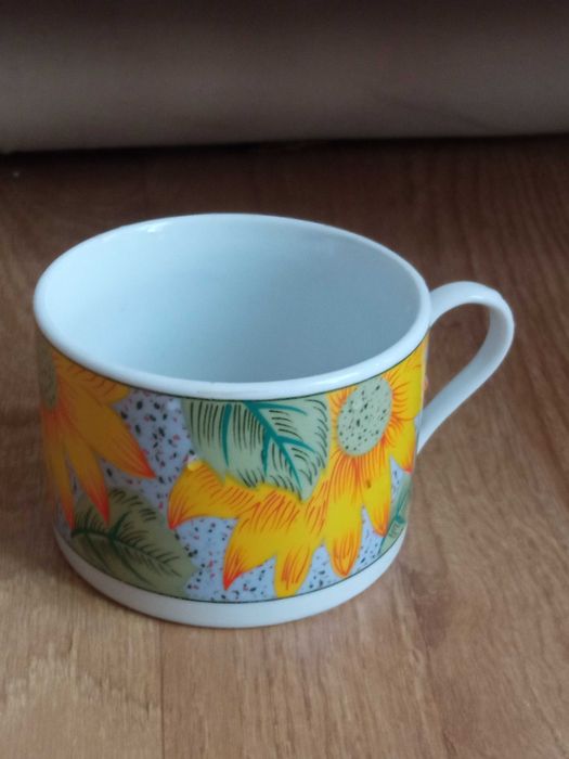 Ceramiczna filiżanka do kawy herbaty w słoneczniki Wigor 150 ml M
