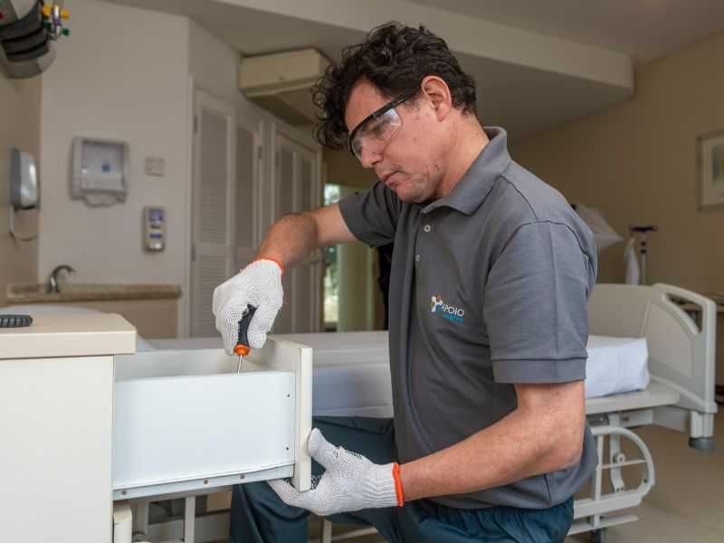 Faço Reparos em Casa – Elétrica, Móveis e Mais