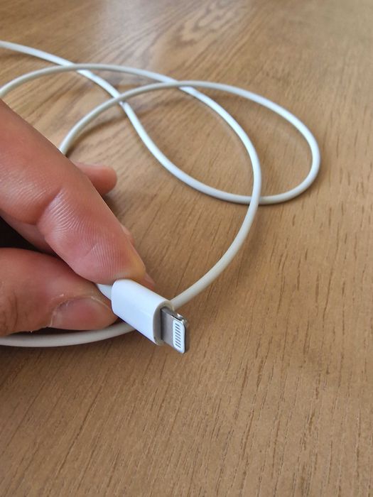 Kabel ladujacy 1.1m USB C x Apple Lightning