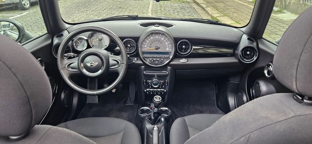 MINI Cabrio One — foto 7