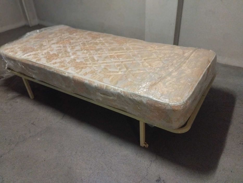 Cama/Somier com colchão