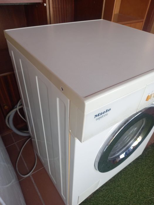 Maquina de lavar roupa Miele