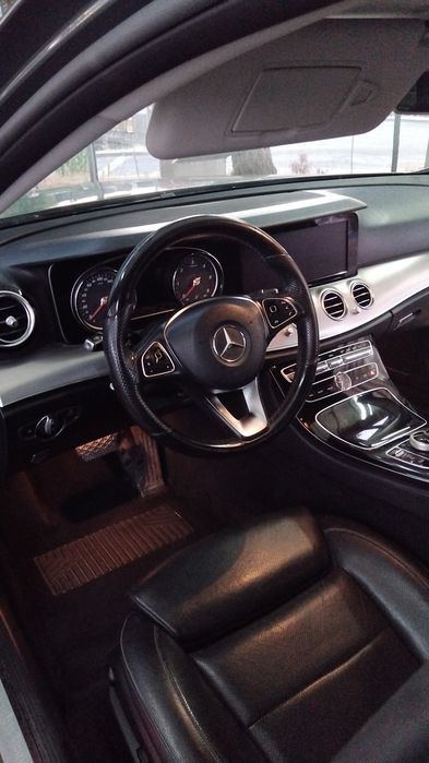 Vendo Mercedes-Benz  classe E 220d 194 cv