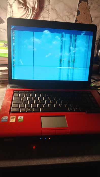 Laptop Toshiba szalona matryca