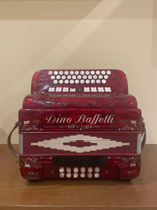 Concertina Dino Baffetti – Como nova, afinada