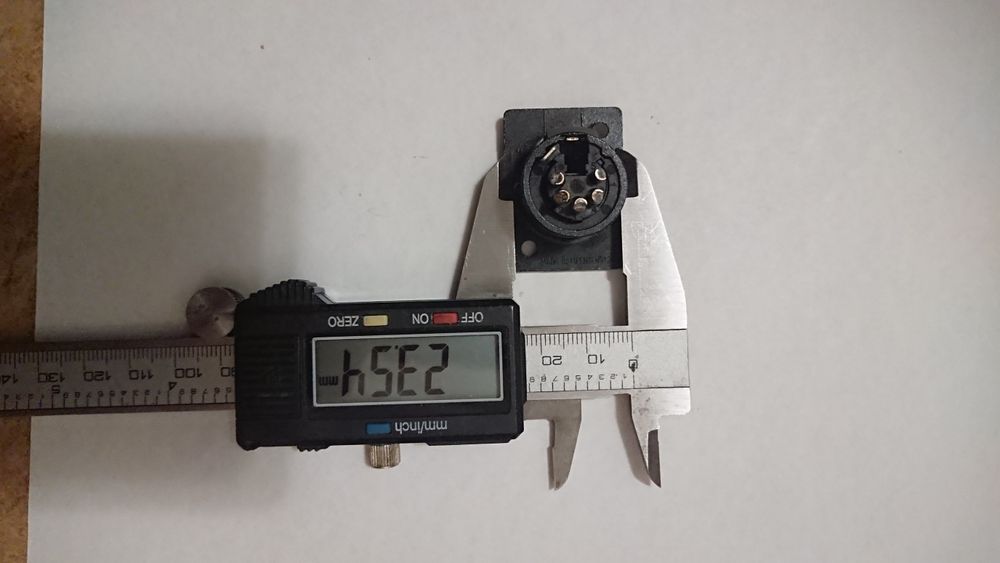 Продам 5Pin XLR разъём Neutrik NC5MP