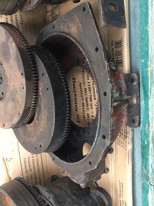 Маховик кожух перкінс Д2500, Д3900 балканкар автомат, механіка