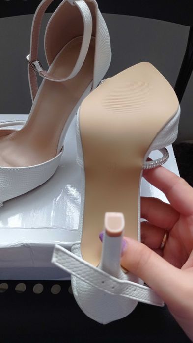 Sprzedam buty, nowe