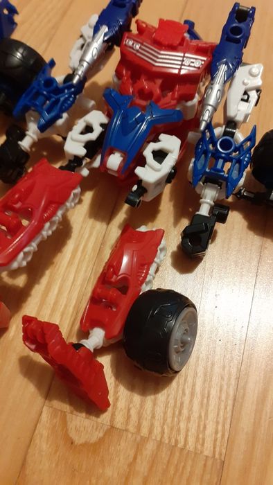 Transformers Construct Bots (Smokescreen)