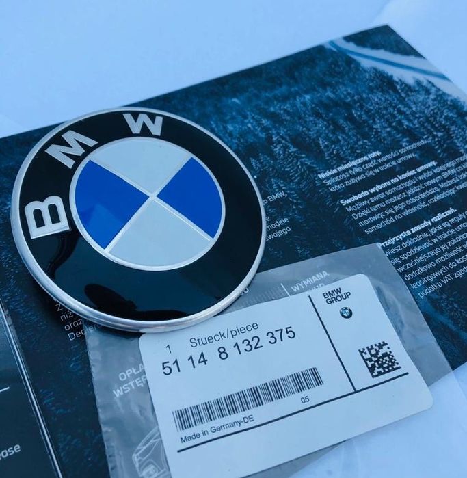 Emblemat znaczek do BMW 51148132375 E28 E30 E32 E34 E36 E38 E39 MASKA