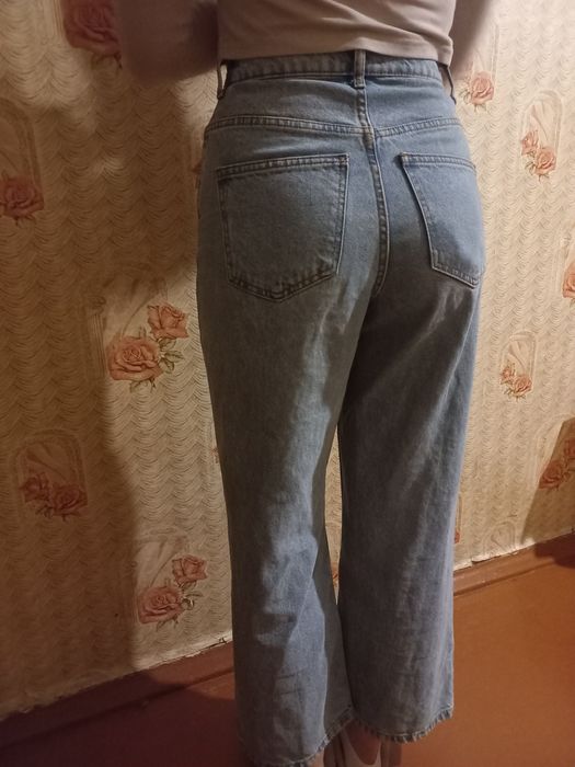 Жіночі джинси клеш