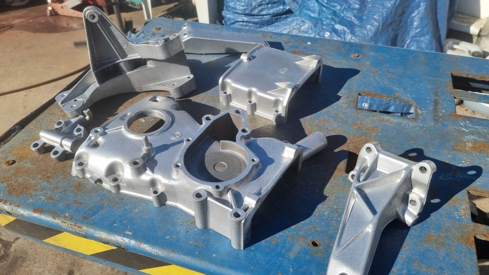 Piaskowanie,Szkiełkowanie,Aqua blasting,MALOWANIE PROSZKOWE