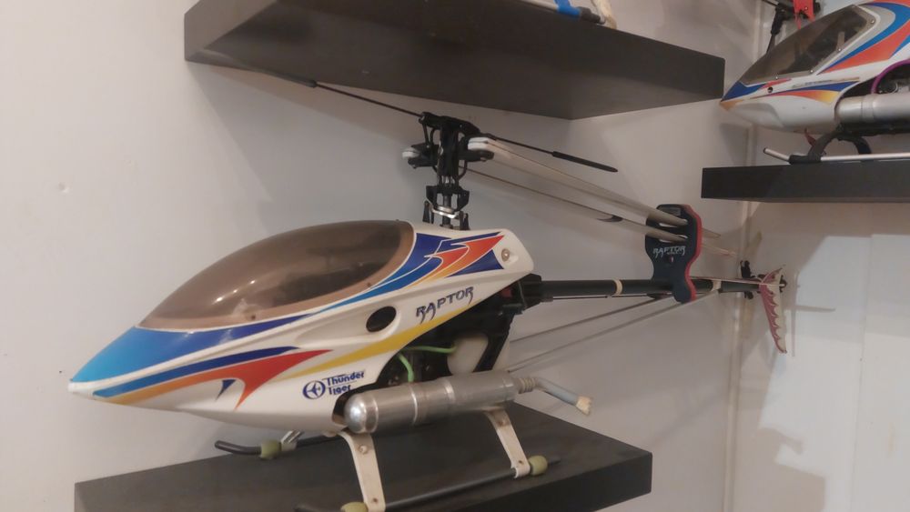 Helicóptero raptor 50 v2