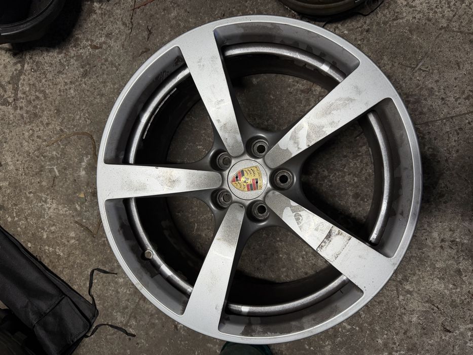Диски porsche macan r18 original