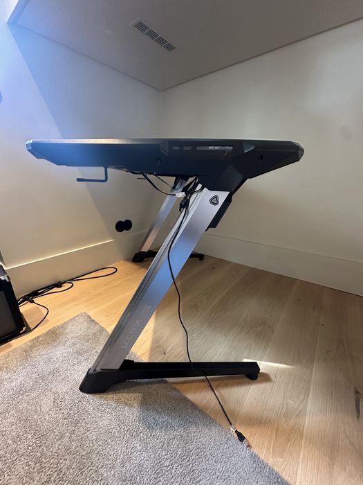 MESA GAMING ALPHA GAMER LECTRA RGB