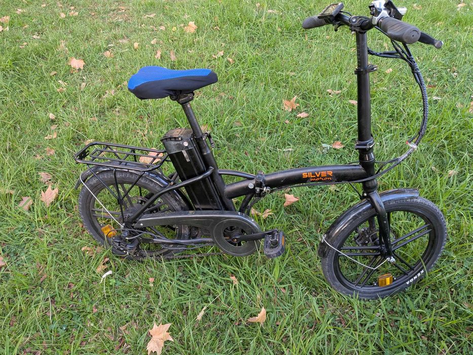 Bicicleta elétrica dobrável