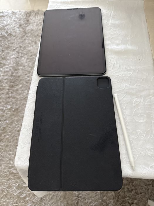 iPad Pro 11 (3rd Generation) + Keyboard + Apple Pencil64730147910273122
