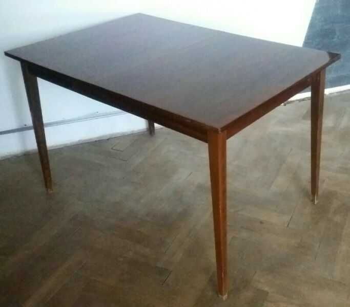 Stół z Zamojskiej Fabryki Mebli